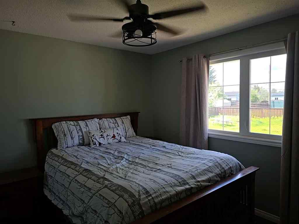 MLS® A2224309 - 401 7 Avenue  in NONE Fox Creek, Residential