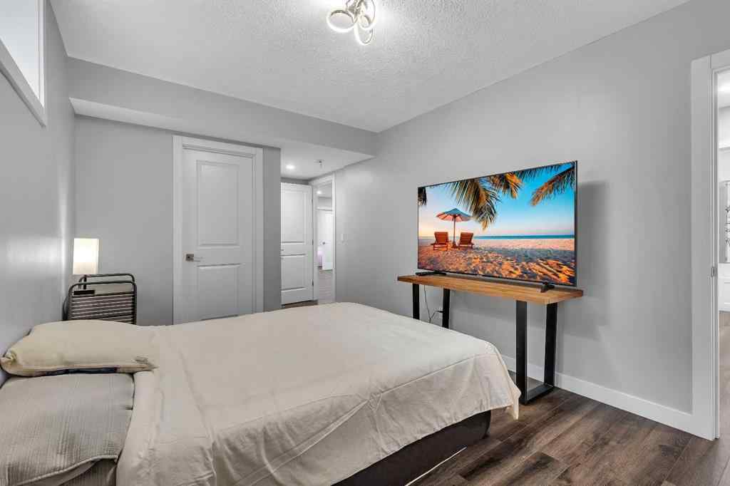MLS® A2224331 - 40 Crestmont Way SW in Crestmont Calgary, Residential
