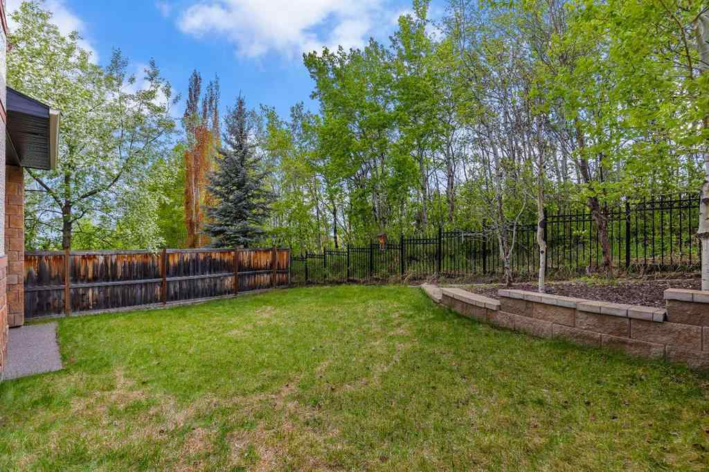 MLS® A2224331 - 40 Crestmont Way SW in Crestmont Calgary, Residential