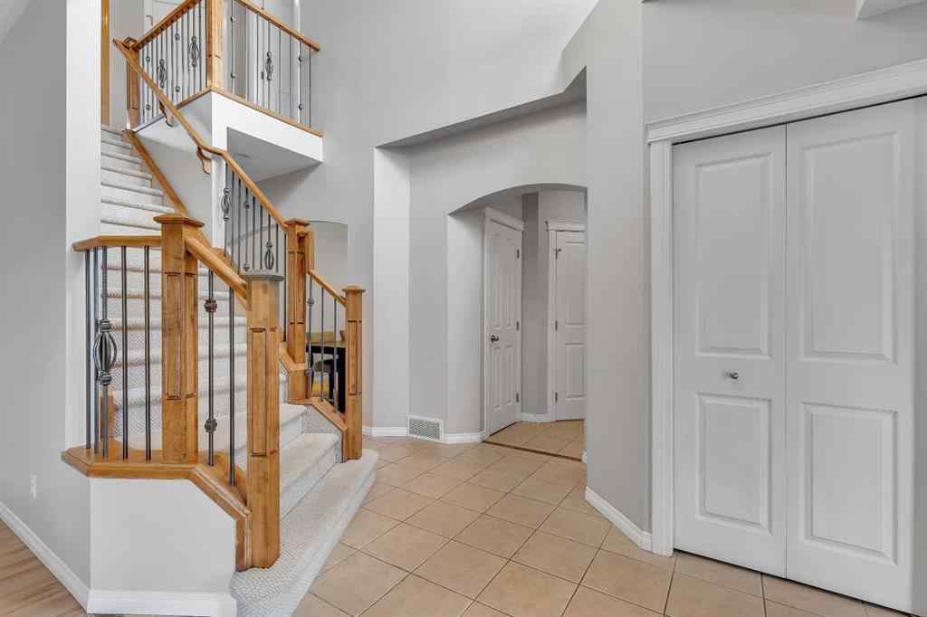MLS® A2224331 - 40 Crestmont Way SW in Crestmont Calgary, Residential