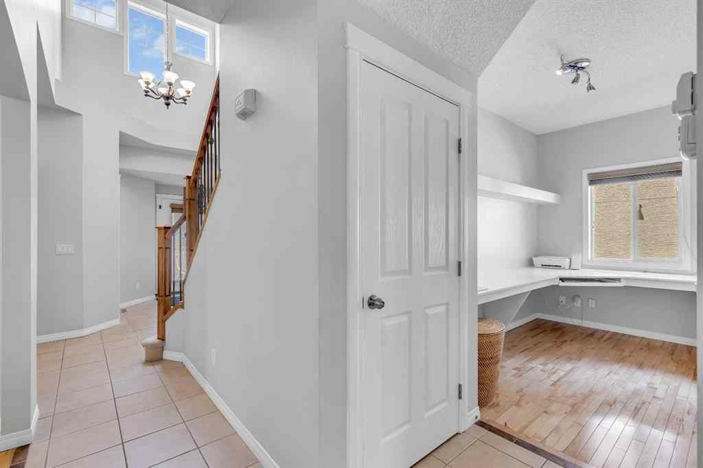 MLS® A2224331 - 40 Crestmont Way SW in Crestmont Calgary, Residential