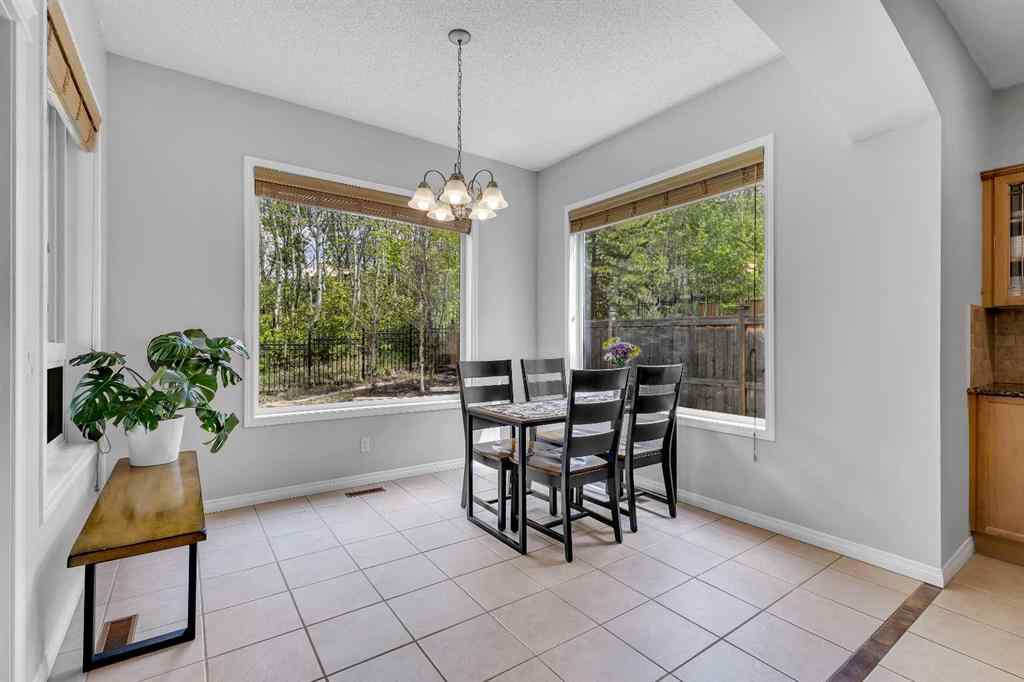 MLS® A2224331 - 40 Crestmont Way SW in Crestmont Calgary, Residential