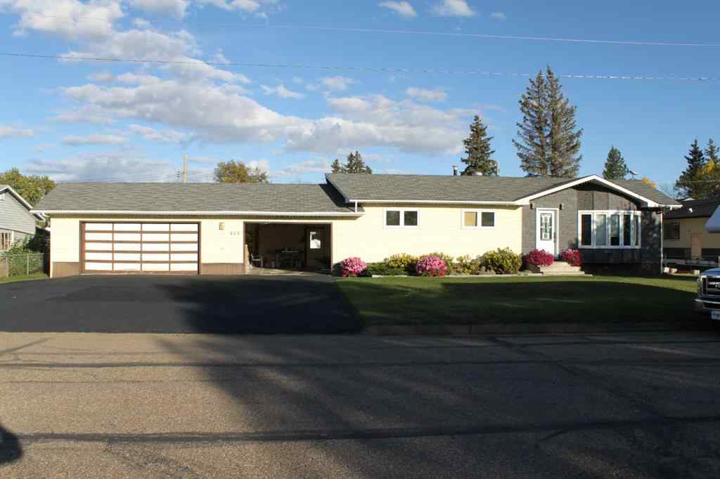 MLS® A2224350 - 405 2nd Street NE in NONE Manning, Residential