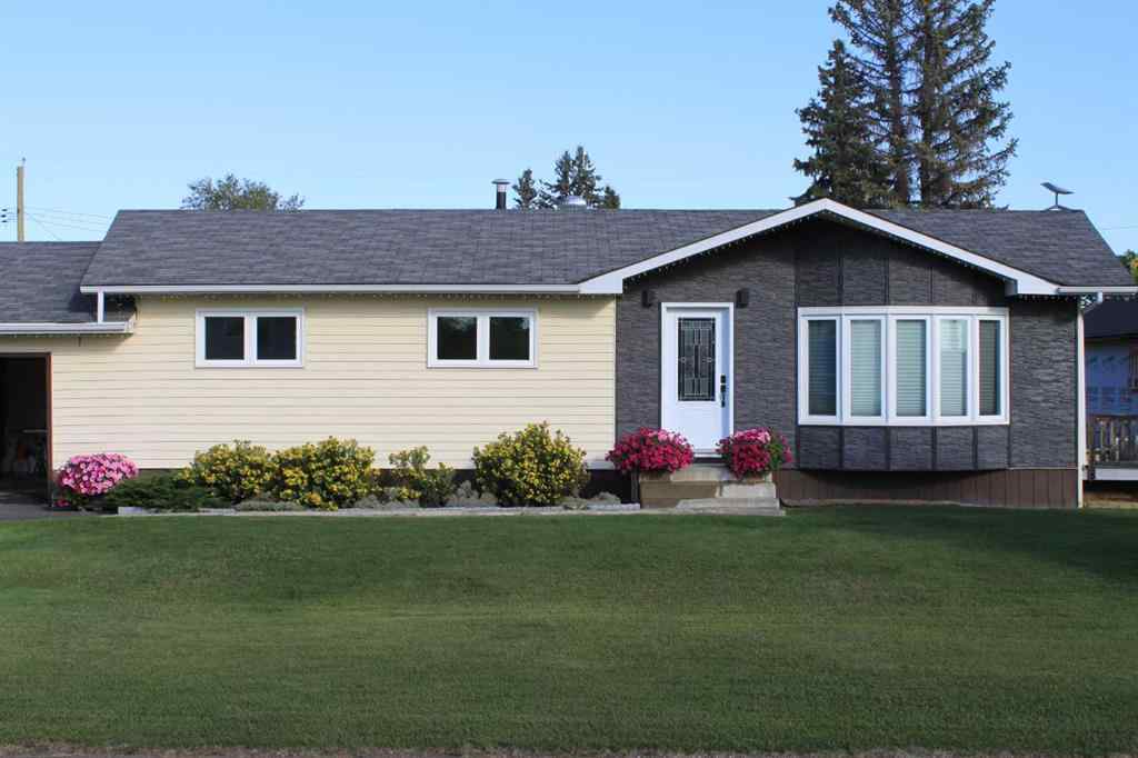 MLS® A2224350 - 405 2nd Street NE in NONE Manning, Residential