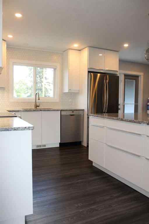 MLS® A2224350 - 405 2nd Street NE in NONE Manning, Residential