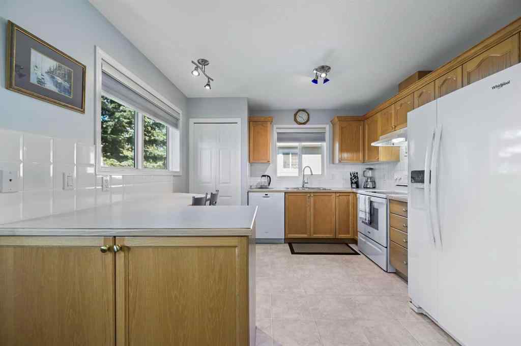 MLS® A2224372 - 6603 Pinecliff Grove NE in Pineridge Calgary, Residential