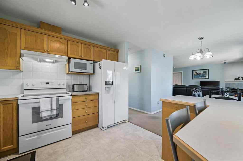 MLS® A2224372 - 6603 Pinecliff Grove NE in Pineridge Calgary, Residential