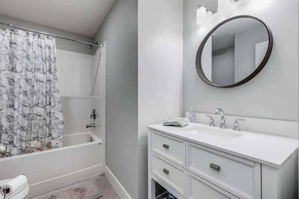 MLS® A2224422 - 27 Henderson Crescent NW in Hawkridge Estates Penhold, Residential