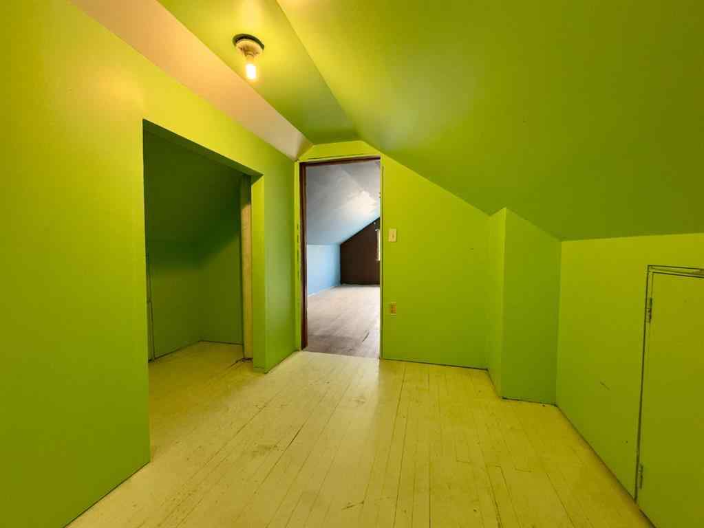 MLS® A2224451 - 21329 27 Avenue   in NONE Bellevue, Residential