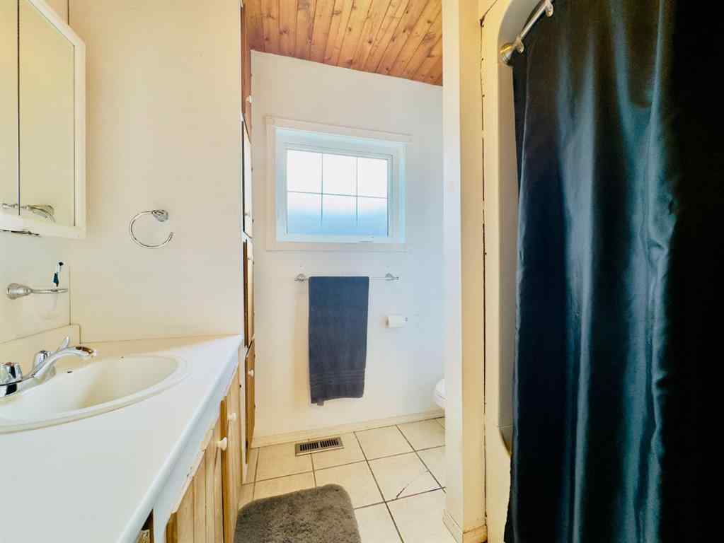 MLS® A2224451 - 21329 27 Avenue   in NONE Bellevue, Residential