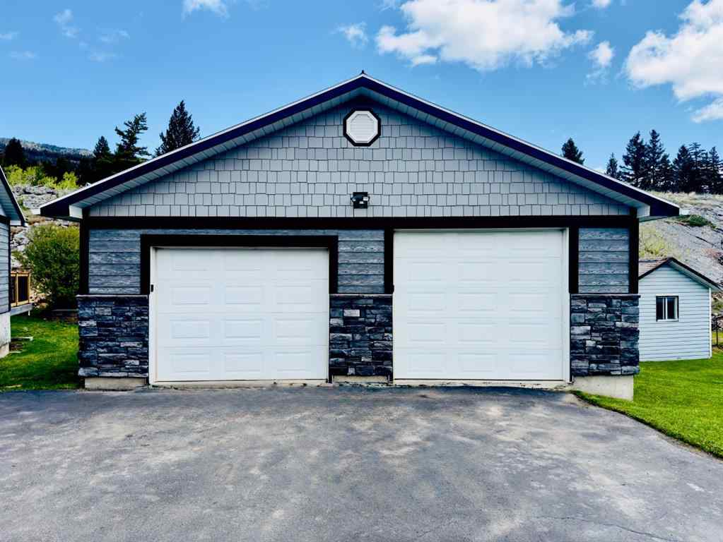 MLS® A2224451 - 21329 27 Avenue   in NONE Bellevue, Residential