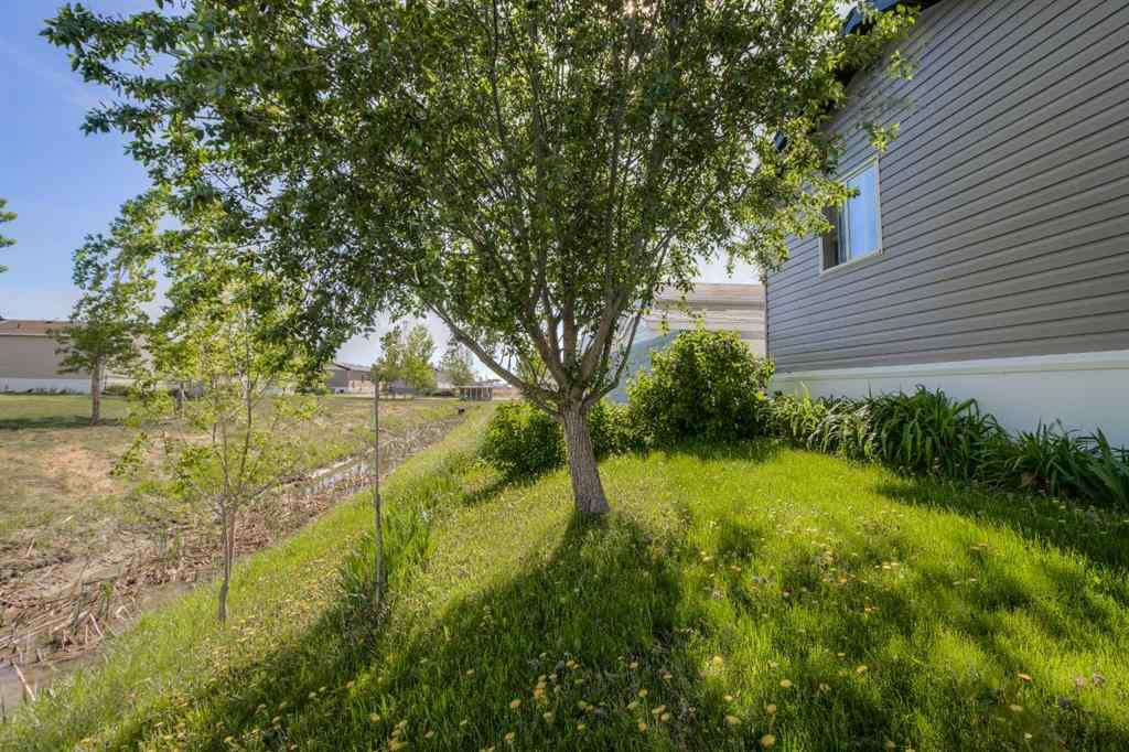 MLS® A2224463 - 310 Engineer Avenue  in NONE Coaldale, Mobile