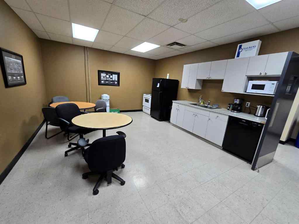 MLS® A2224500 - Unit #123 2340 Pegasus Way NE in Pegasus Calgary, Commercial
