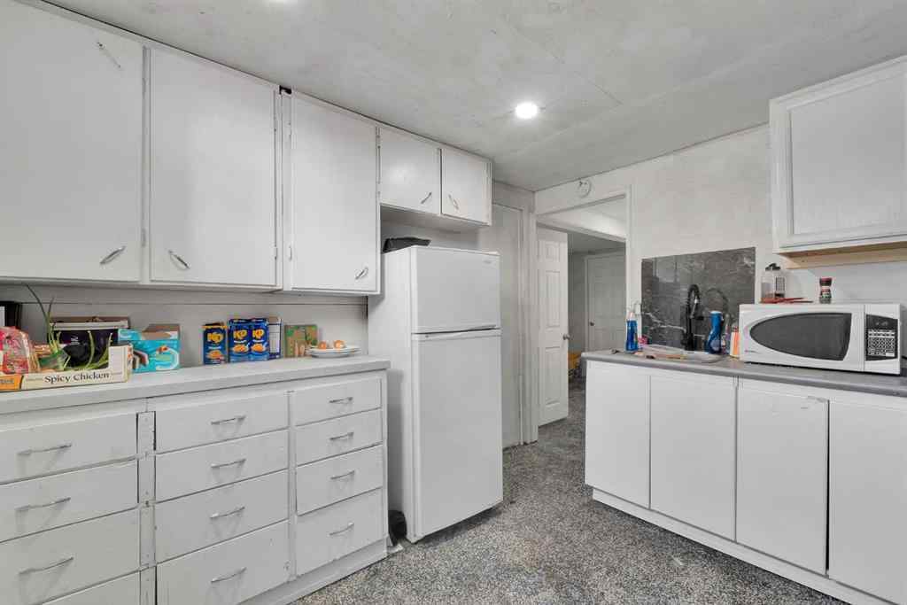 MLS® A2224502 - 302 6 Avenue NE in NONE Three Hills, Residential