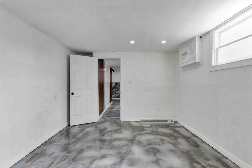 MLS® A2224502 - 302 6 Avenue NE in NONE Three Hills, Residential