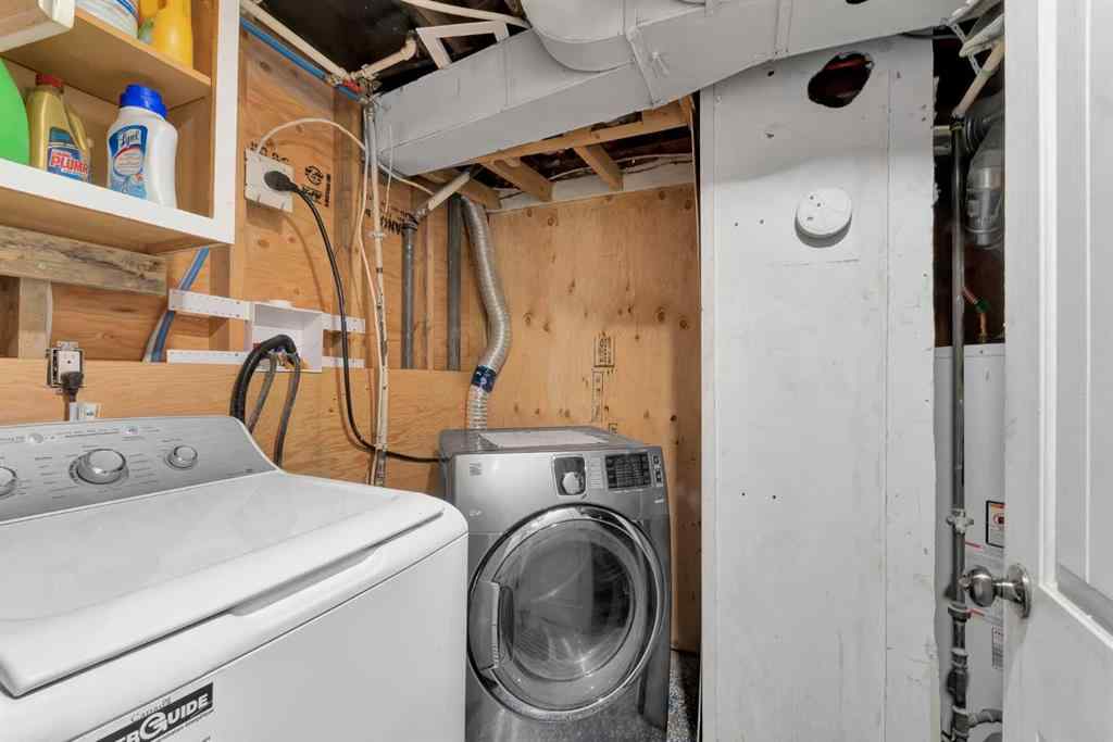 MLS® A2224502 - 302 6 Avenue NE in NONE Three Hills, Residential