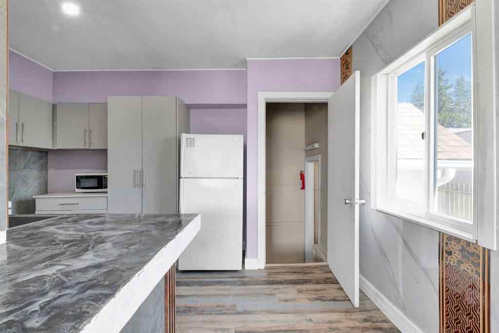 MLS® A2224502 - 302 6 Avenue NE in NONE Three Hills, Residential