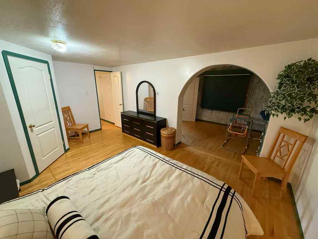 MLS® A2224505 - 4924 51 Street  in Cadomin Cadomin, Residential