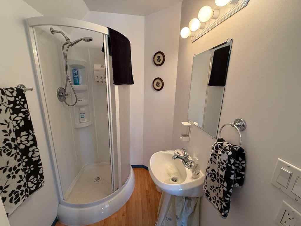 MLS® A2224505 - 4924 51 Street  in Cadomin Cadomin, Residential