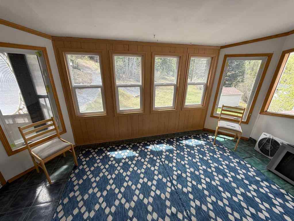 MLS® A2224505 - 4924 51 Street  in Cadomin Cadomin, Residential