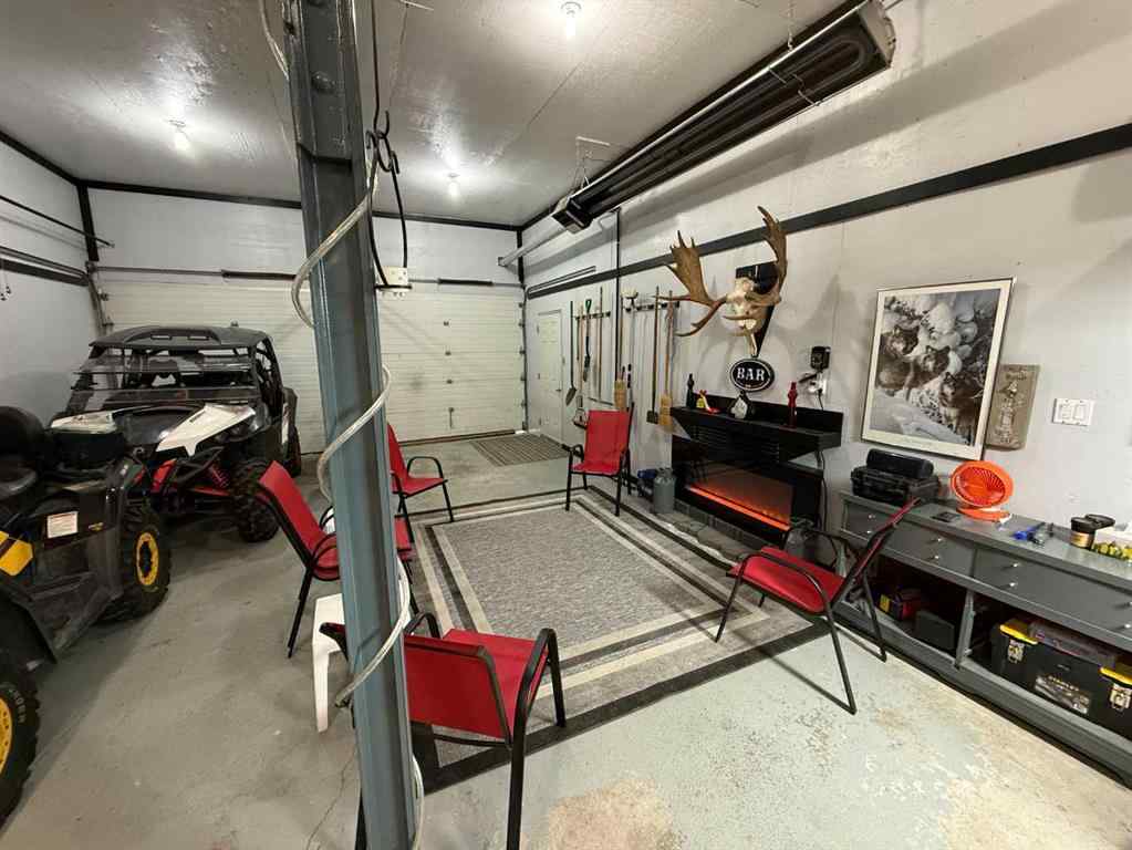 MLS® A2224505 - 4924 51 Street  in Cadomin Cadomin, Residential