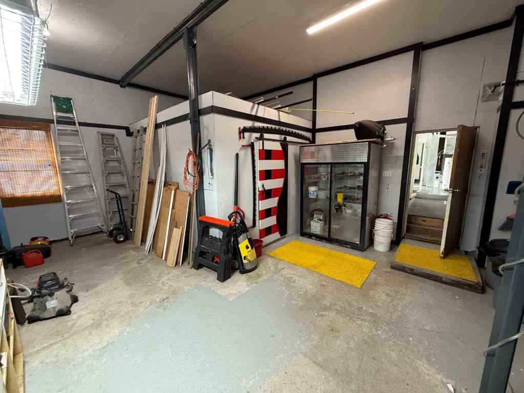 MLS® A2224505 - 4924 51 Street  in Cadomin Cadomin, Residential