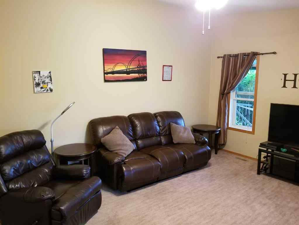 MLS® A2224512 - 8401 94 Street  in North End Peace River, Residential