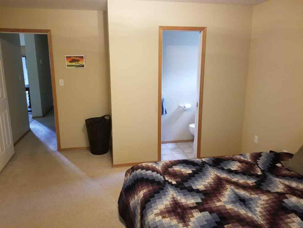 MLS® A2224512 - 8401 94 Street  in North End Peace River, Residential