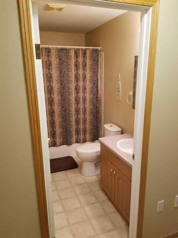 MLS® A2224512 - 8401 94 Street  in North End Peace River, Residential