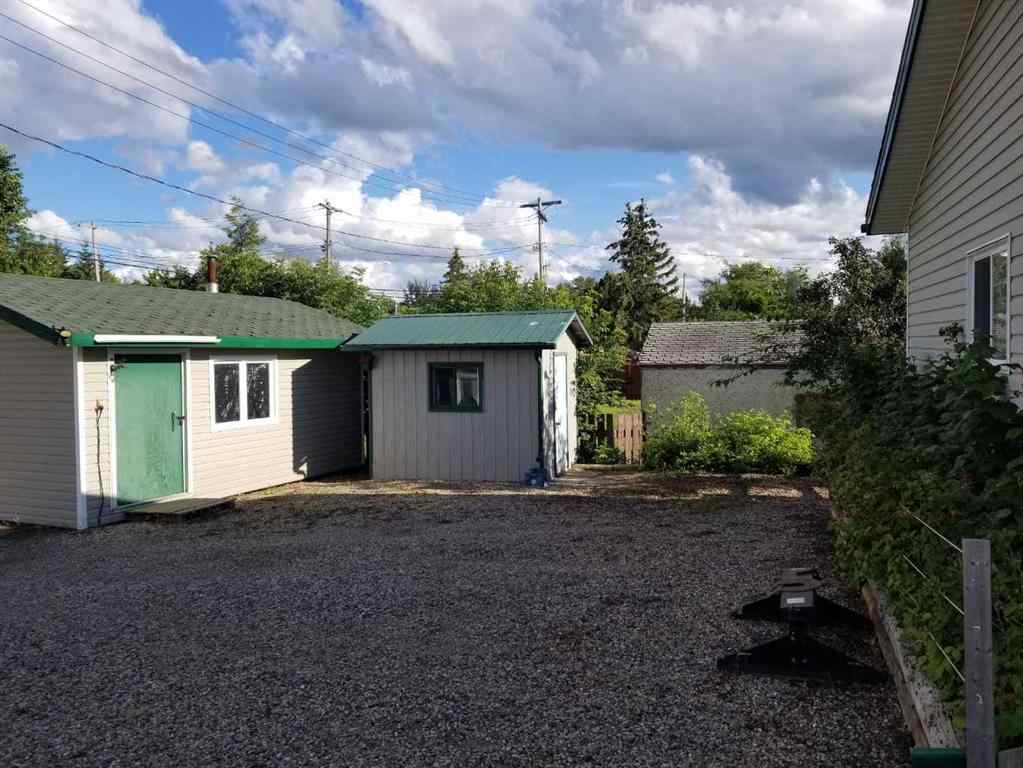 MLS® A2224512 - 8401 94 Street  in North End Peace River, Residential