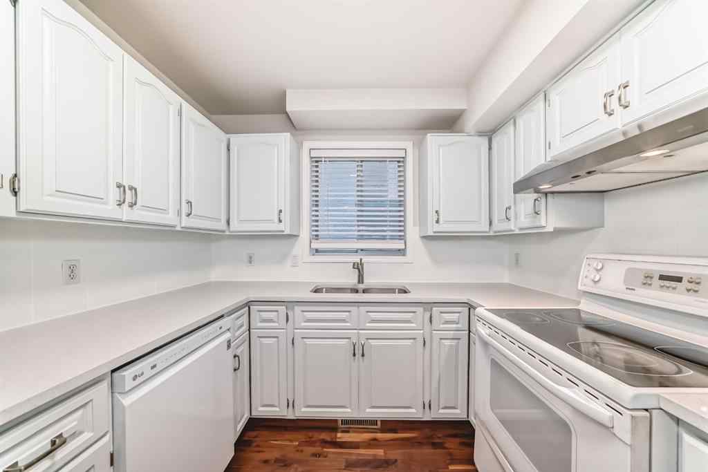 MLS® A2224514 - Unit #2 1516 11 Avenue SW in Sunalta Calgary, Residential