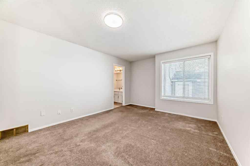 MLS® A2224514 - Unit #2 1516 11 Avenue SW in Sunalta Calgary, Residential
