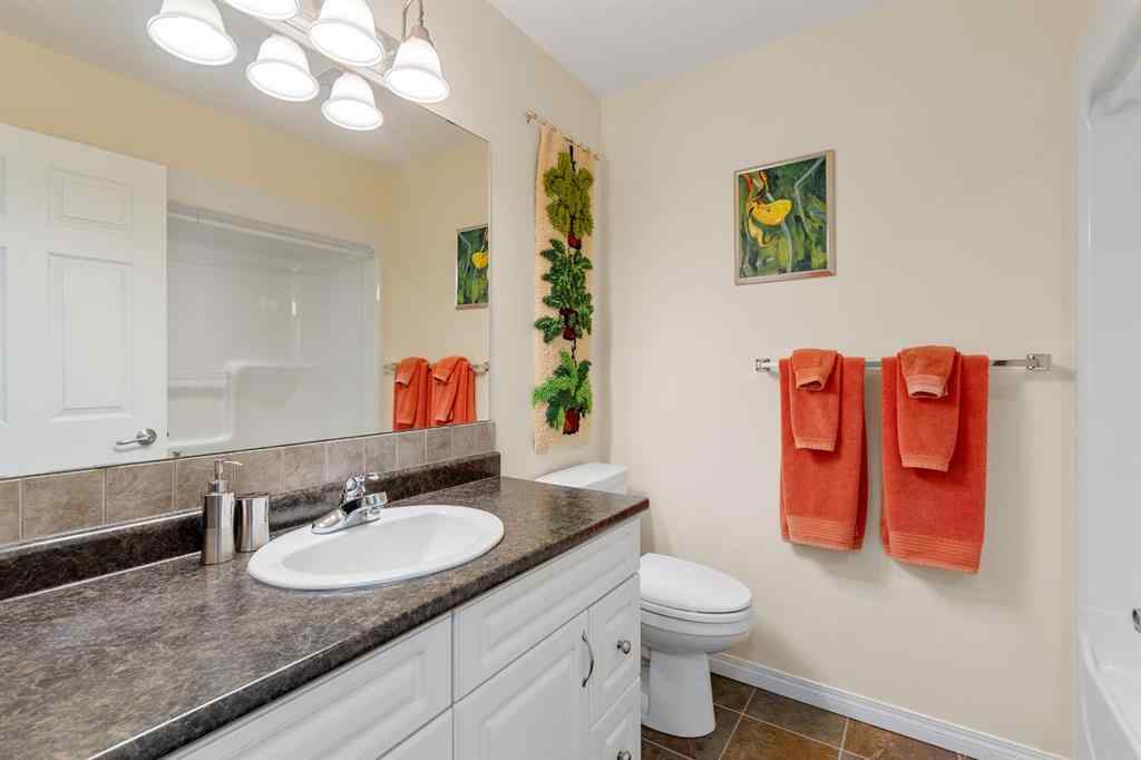 MLS® A2224558 - Unit #404 5133 49 Street  in NONE Olds, Residential