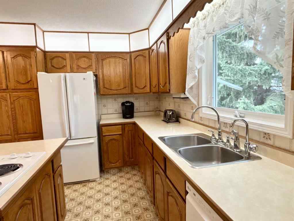 MLS® A2224580 - 5324 43 Street  in Provost Provost, Residential