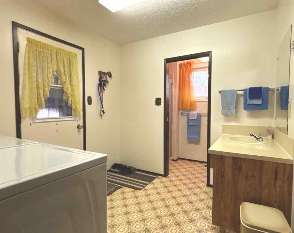 MLS® A2224580 - 5324 43 Street  in Provost Provost, Residential