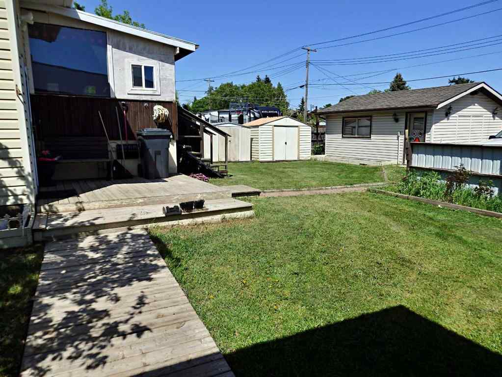 MLS® A2224625 - 5023 47 Street  in Mannville Mannville, Residential