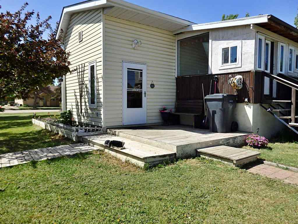MLS® A2224625 - 5023 47 Street  in Mannville Mannville, Residential