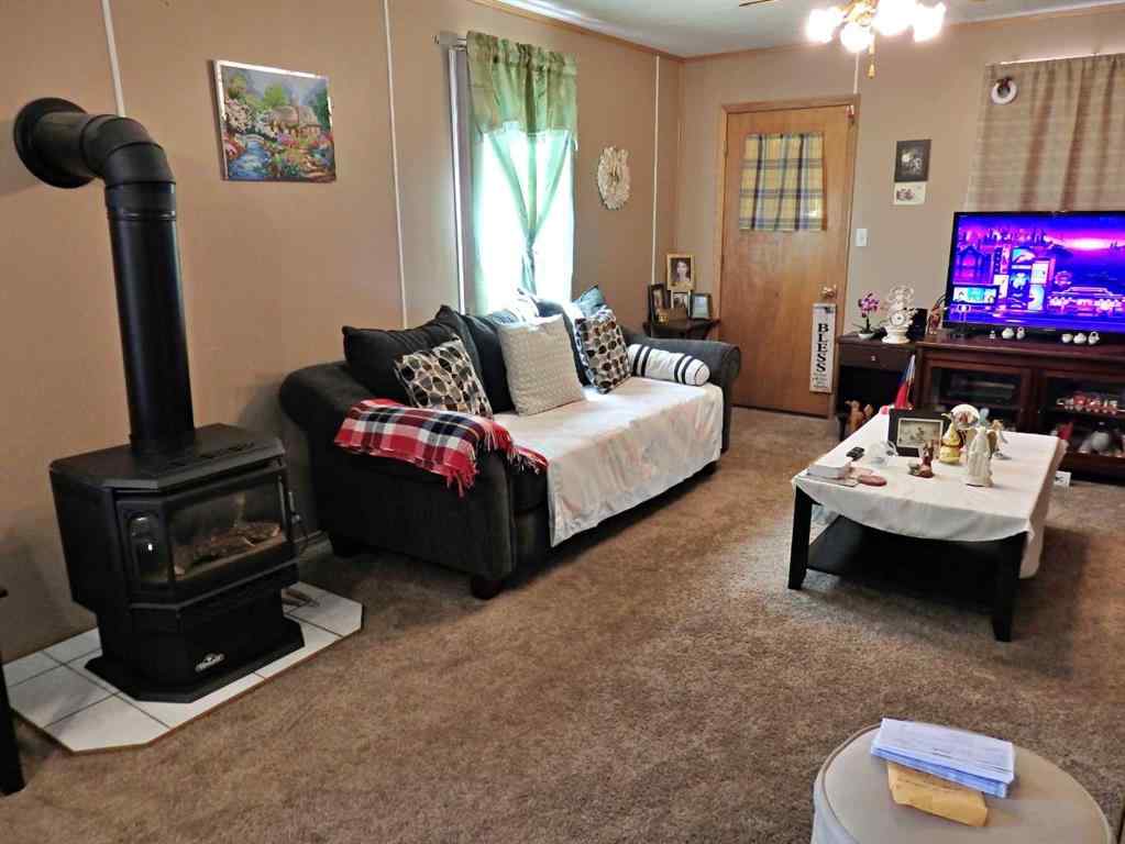 MLS® A2224625 - 5023 47 Street  in Mannville Mannville, Residential