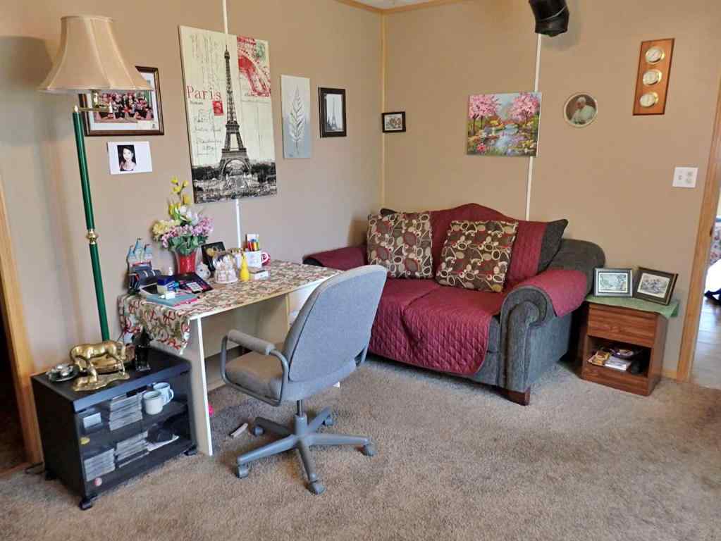 MLS® A2224625 - 5023 47 Street  in Mannville Mannville, Residential