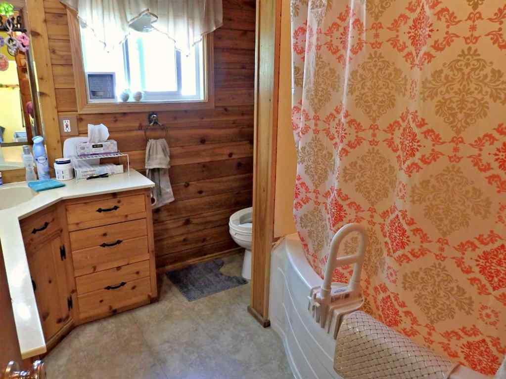 MLS® A2224625 - 5023 47 Street  in Mannville Mannville, Residential