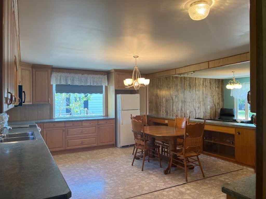 MLS® A2224683 - 1030 15 Avenue  in NONE Wainwright, Residential