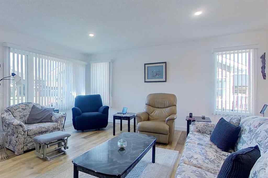MLS® A2224686 - 908 7 Avenue SE in NONE Slave Lake, Residential