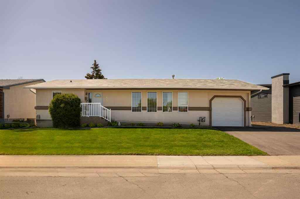MLS® A2224743 - 4612 50 Avenue  in NONE Taber, Residential