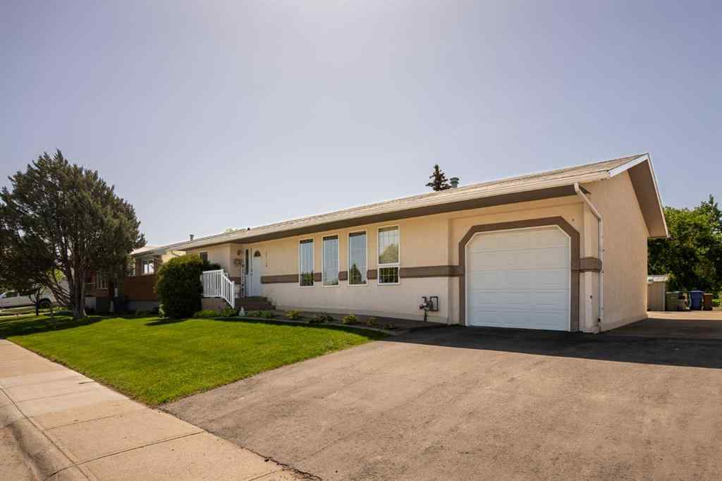 MLS® A2224743 - 4612 50 Avenue  in NONE Taber, Residential