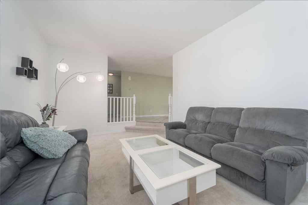 MLS® A2224743 - 4612 50 Avenue  in NONE Taber, Residential