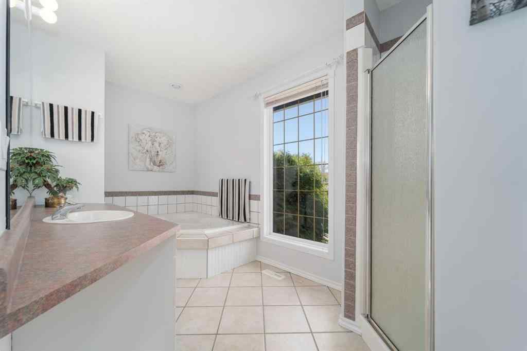 MLS® A2224743 - 4612 50 Avenue  in NONE Taber, Residential