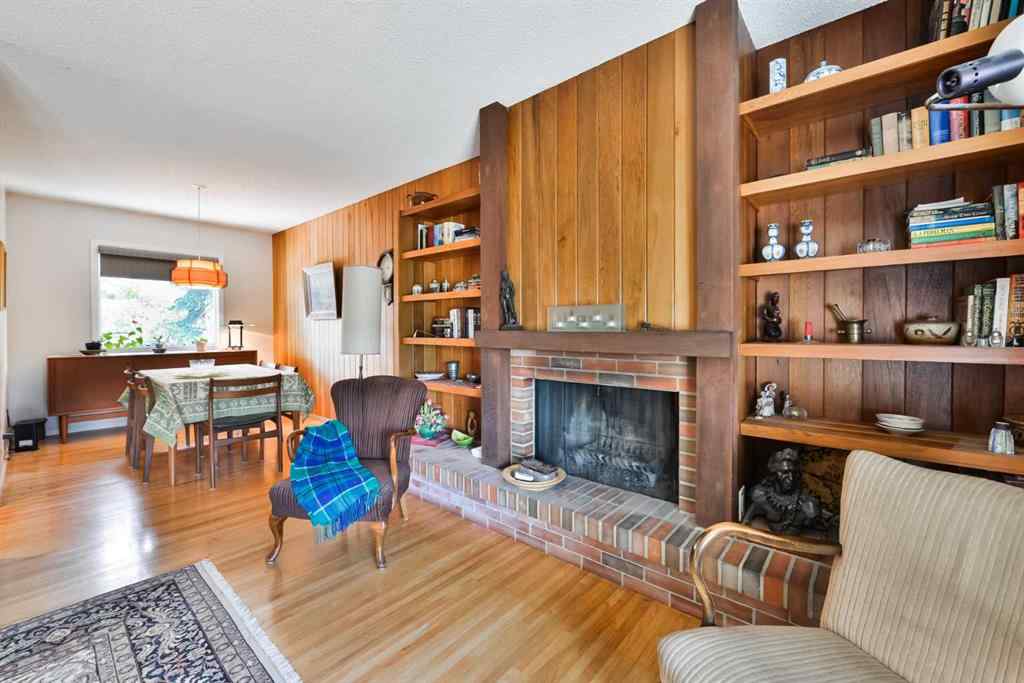MLS® A2224779 - 5712 Layzell Road SW in North Glenmore Park Calgary, Residential