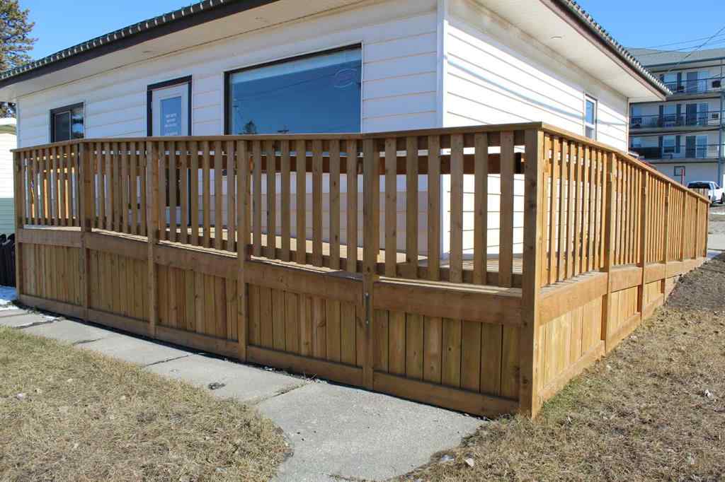 MLS® A2224794 - 4517 55 Ave   in NONE Olds, Commercial