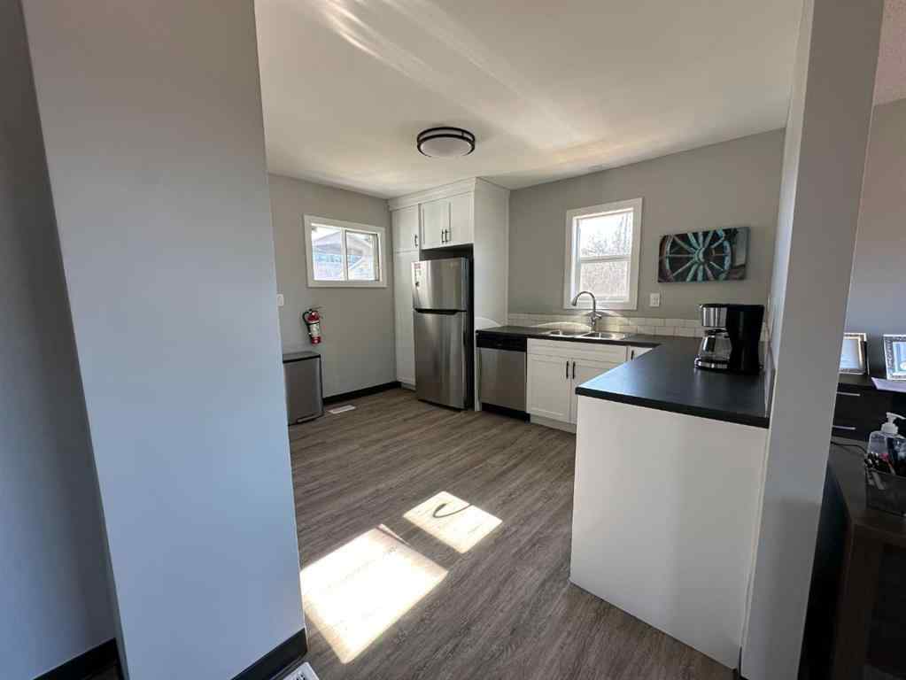 MLS® A2224794 - 4517 55 Ave   in NONE Olds, Commercial