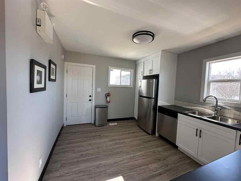 MLS® A2224794 - 4517 55 Ave   in NONE Olds, Commercial